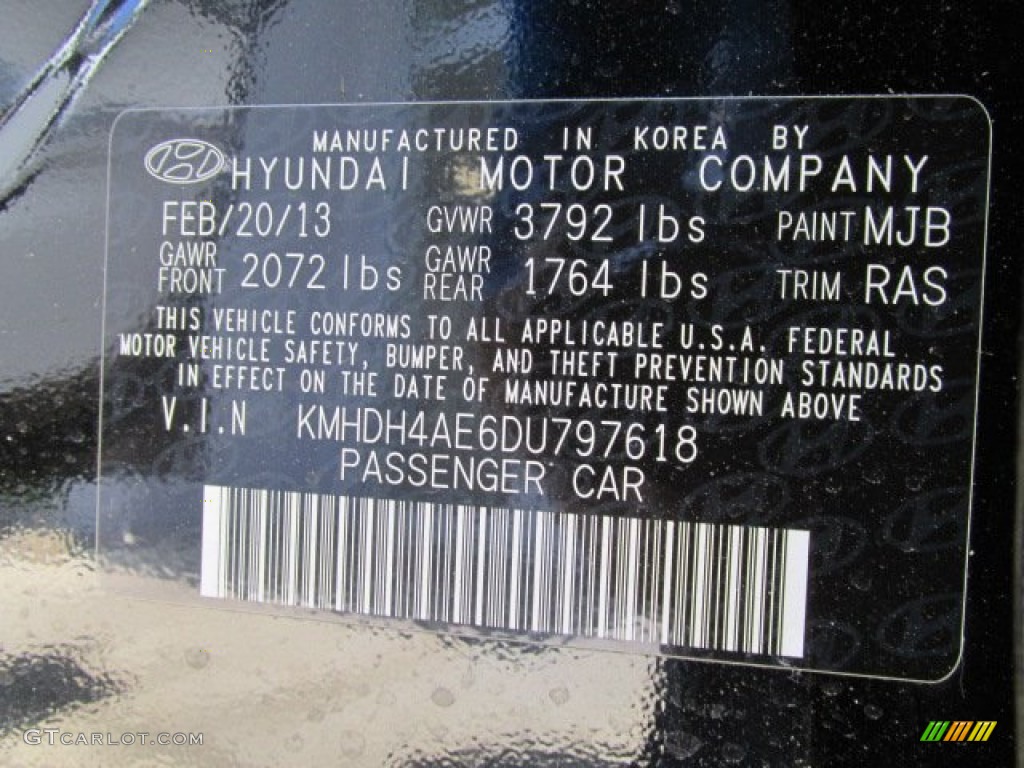 2013 Elantra Limited - Black / Gray photo #10