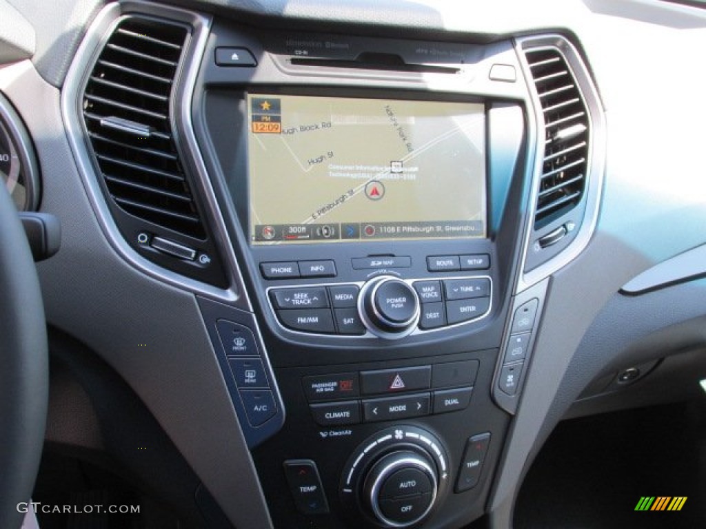 2013 Hyundai Santa Fe GLS AWD Controls Photo #80346678