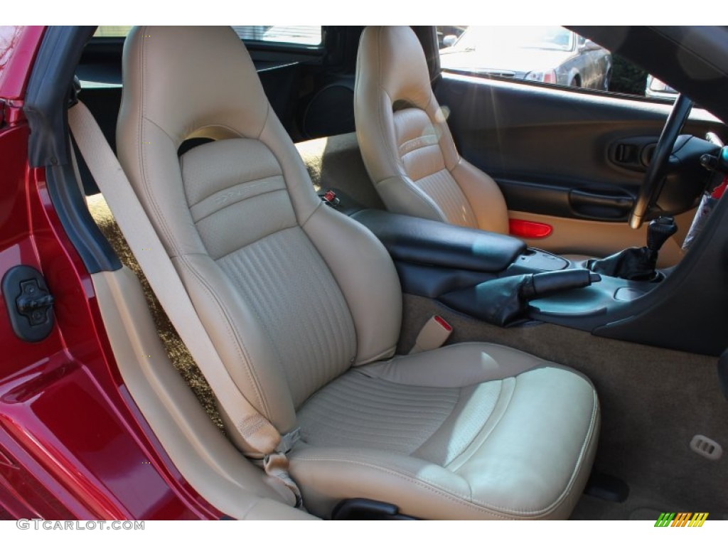 2004 Chevrolet Corvette Coupe Front Seat Photo #80347005