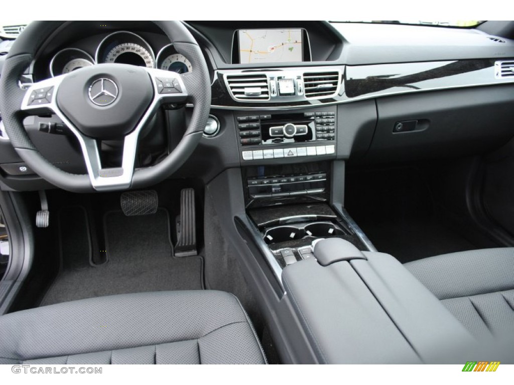 2014 Mercedes-Benz E 550 4Matic Sedan Black Dashboard Photo #80348105