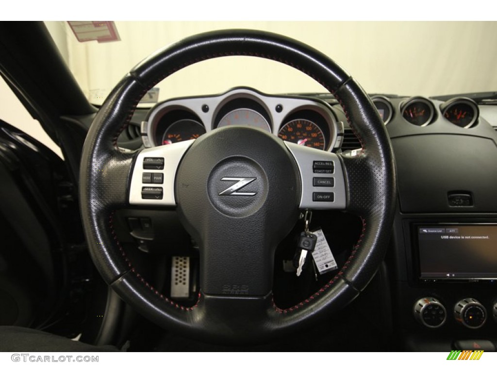 2007 Nissan 350Z NISMO Coupe Carbon/Red Steering Wheel Photo #80349519
