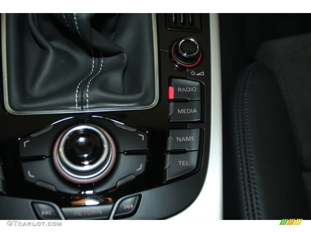 2012 Audi S4 3.0T quattro Sedan Controls Photo #80349672