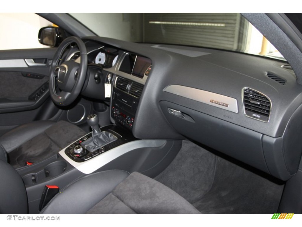 2012 Audi S4 3.0T quattro Sedan Dashboard Photos