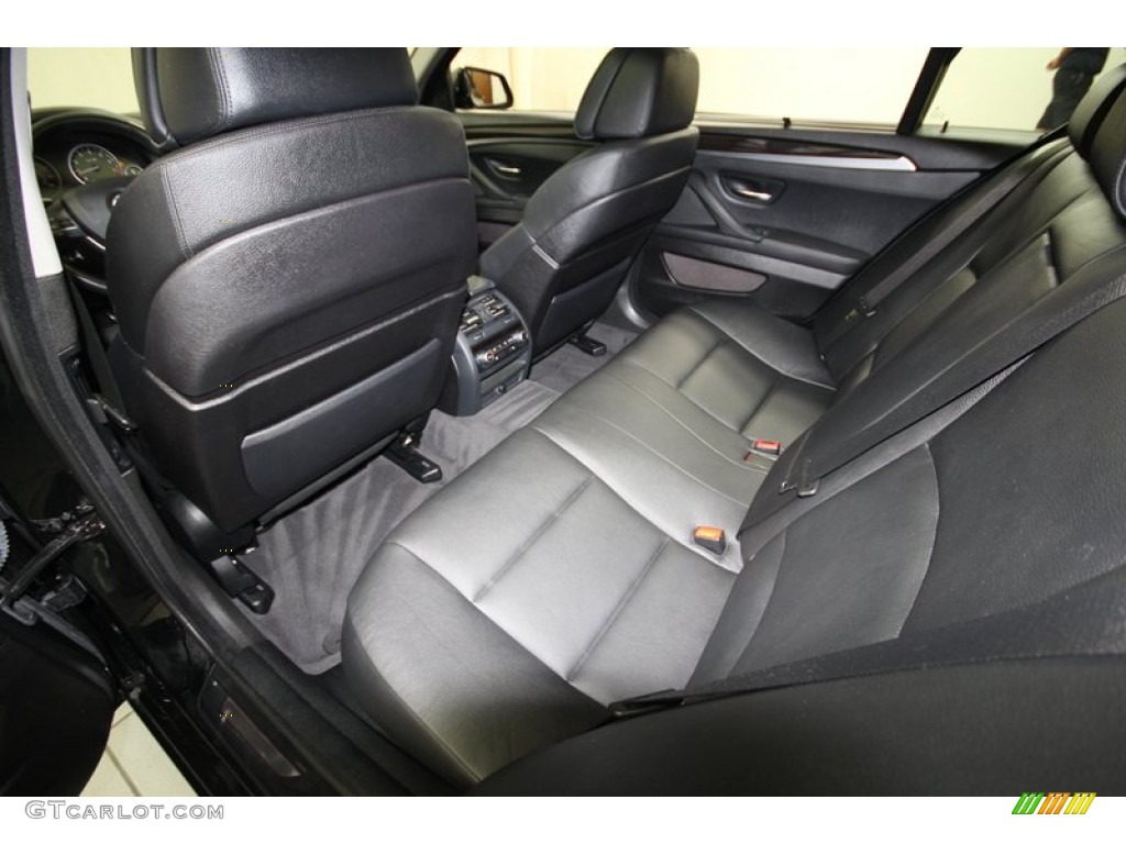Black Interior 2011 BMW 5 Series 550i Sedan Photo #80349954