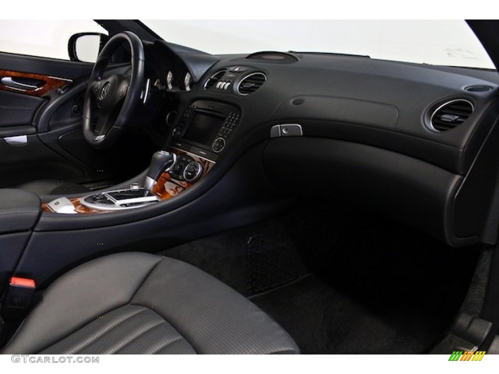 2011 Mercedes-Benz SL 63 AMG Roadster Black Dashboard Photo #80355169