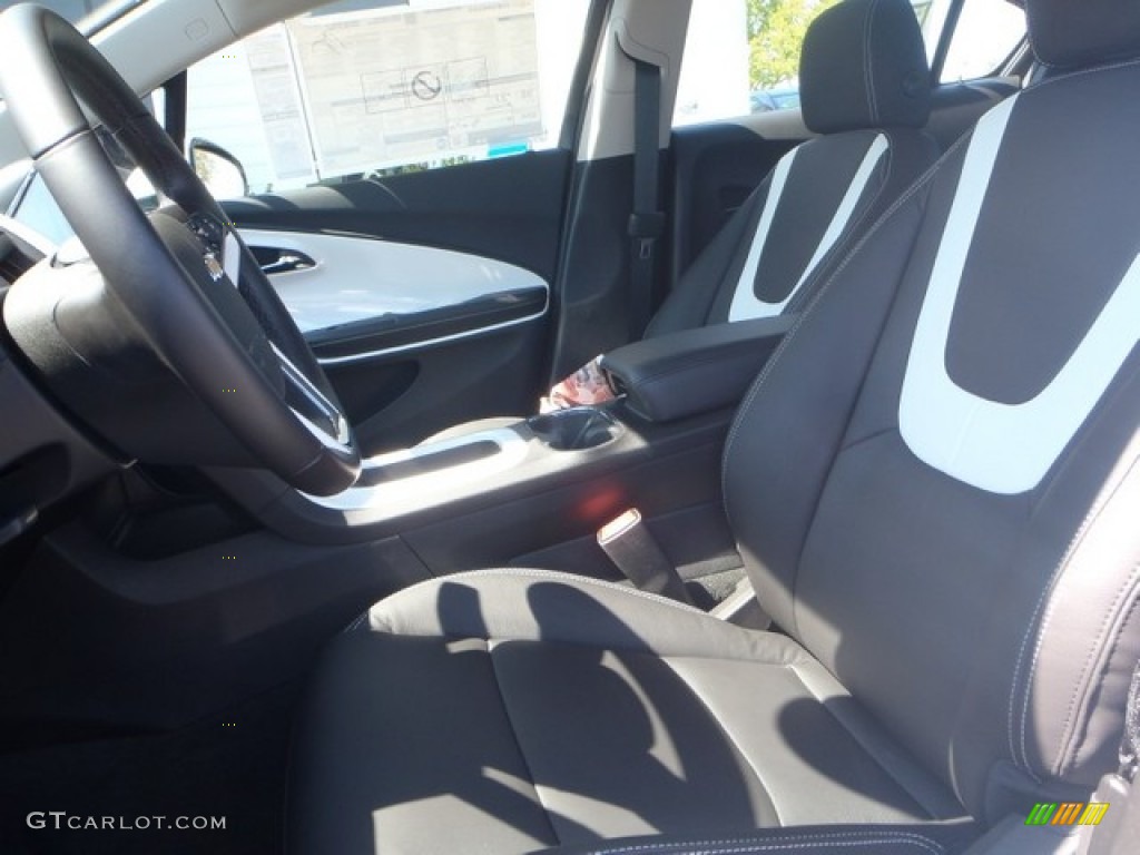 Jet Black/Ceramic White Accents Interior 2013 Chevrolet Volt Standard Volt Model Photo #80355630