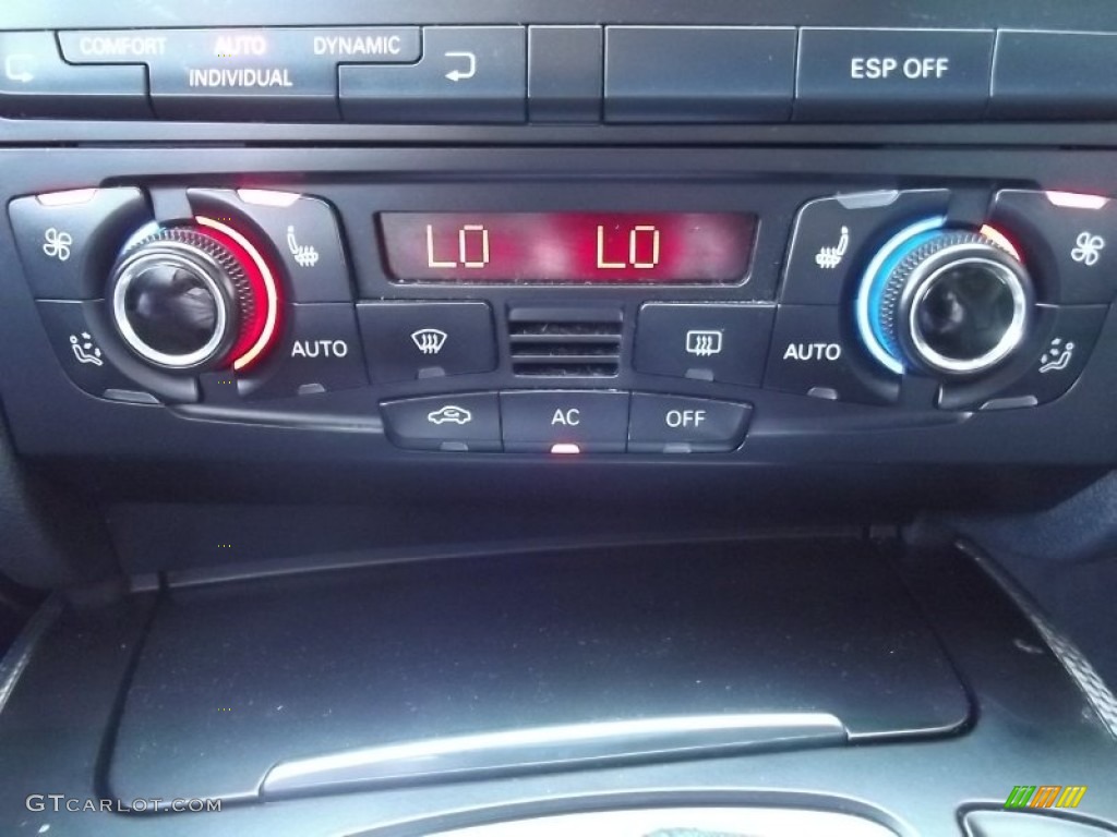 2010 Audi S5 4.2 FSI quattro Coupe Controls Photo #80355658