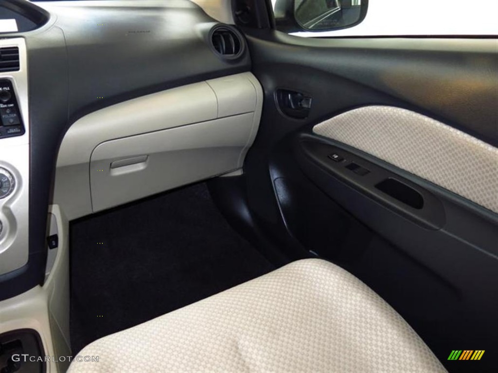 2008 Yaris Sedan - Nautical Blue Metallic / Bisque photo #14