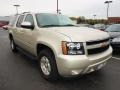 Mocha Steel Metallic - Suburban LT 4x4 Photo No. 2