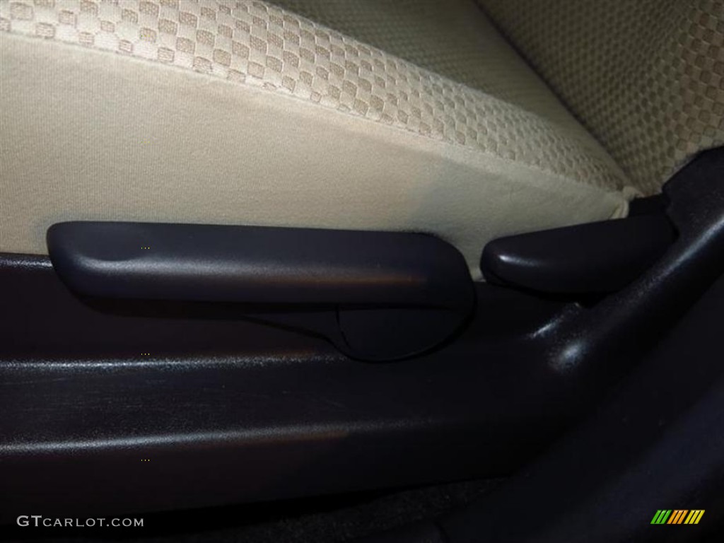 2008 Yaris Sedan - Nautical Blue Metallic / Bisque photo #18
