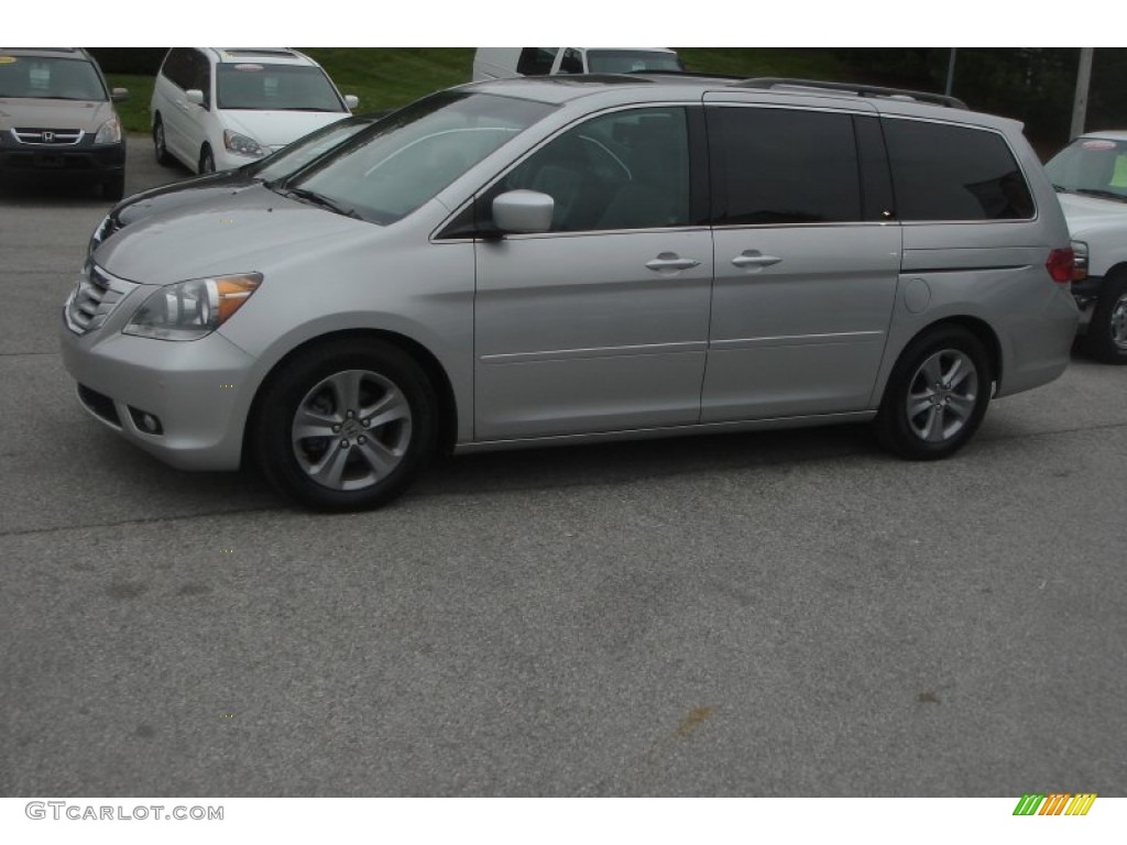 Alabaster Silver Metallic Honda Odyssey