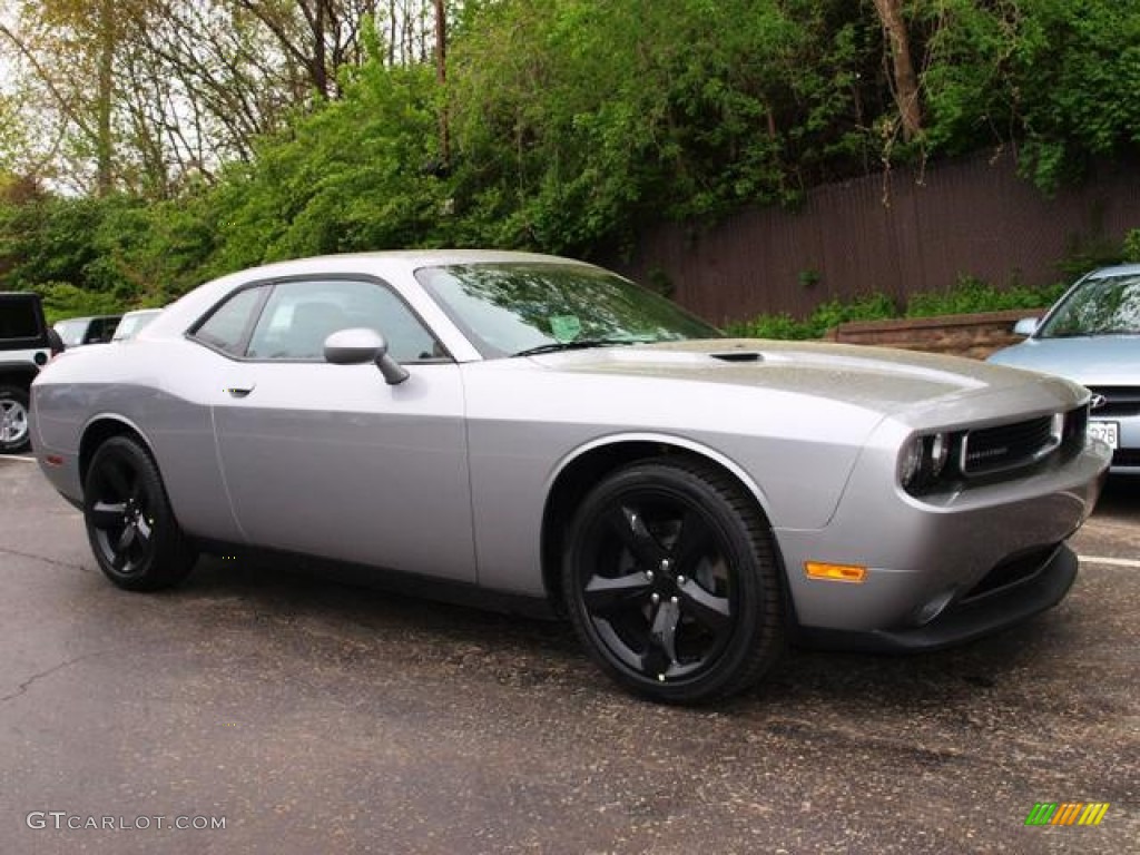 2013 Challenger SXT Plus - Billet Silver Metallic / Dark Slate Gray photo #2