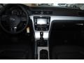 Platinum Gray Metallic - Passat 2.5L SE Photo No. 23