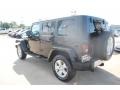 Black - Wrangler Unlimited Sahara 4x4 Photo No. 3