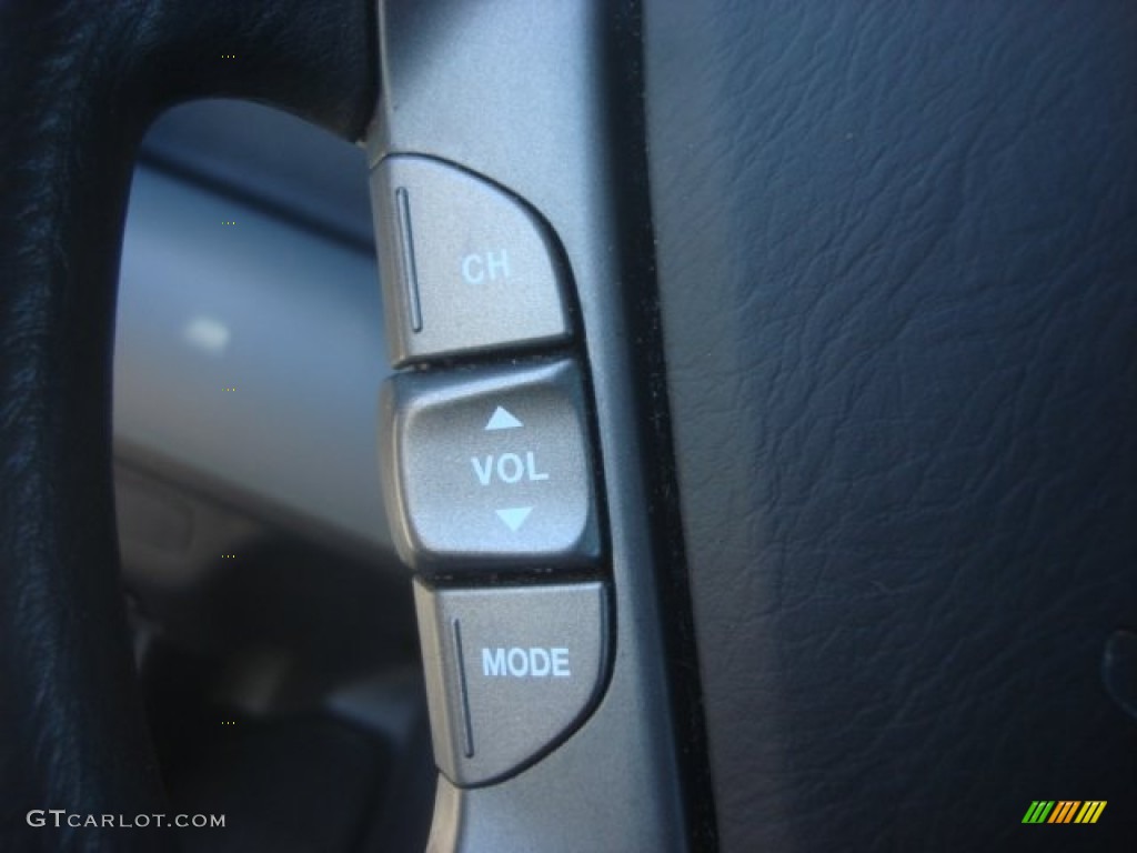 2006 Honda Element EX-P AWD Controls Photo #80368196