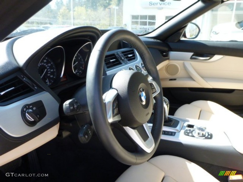 2012 BMW Z4 sDrive35i Steering Wheel Photos