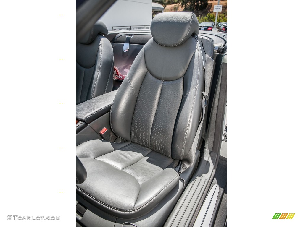 2005 Mercedes-Benz SL 500 Roadster Front Seat Photo #80368914