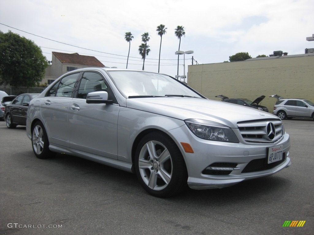 2011 C 300 Luxury - Iridium Silver Metallic / Grey/Black photo #1