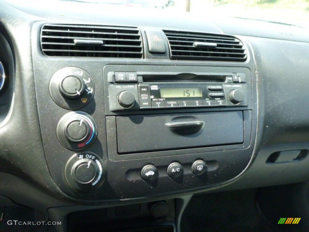 2003 Honda Civic LX Sedan Controls Photo #80371483