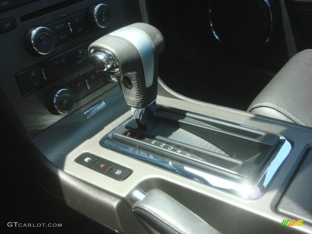 2010 Mustang GT Premium Coupe - Brilliant Silver Metallic / Charcoal Black photo #25