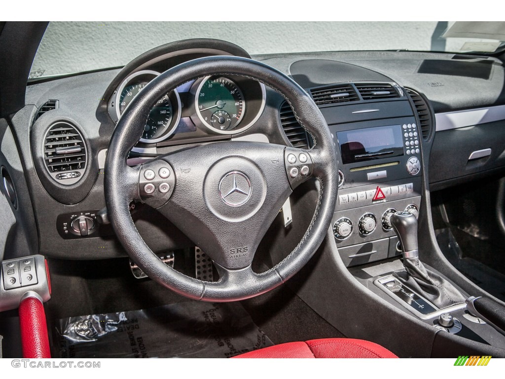 2006 Mercedes-Benz SLK 350 Roadster Red Dashboard Photo #80372793