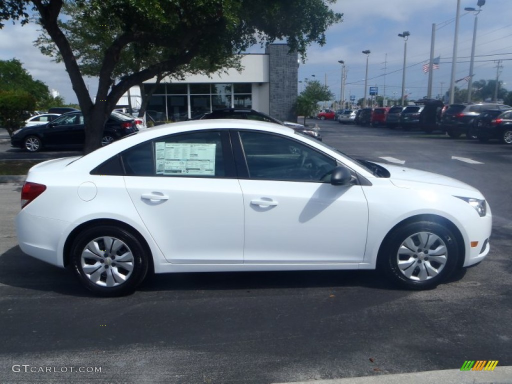 2013 Cruze LS - Summit White / Jet Black/Medium Titanium photo #6