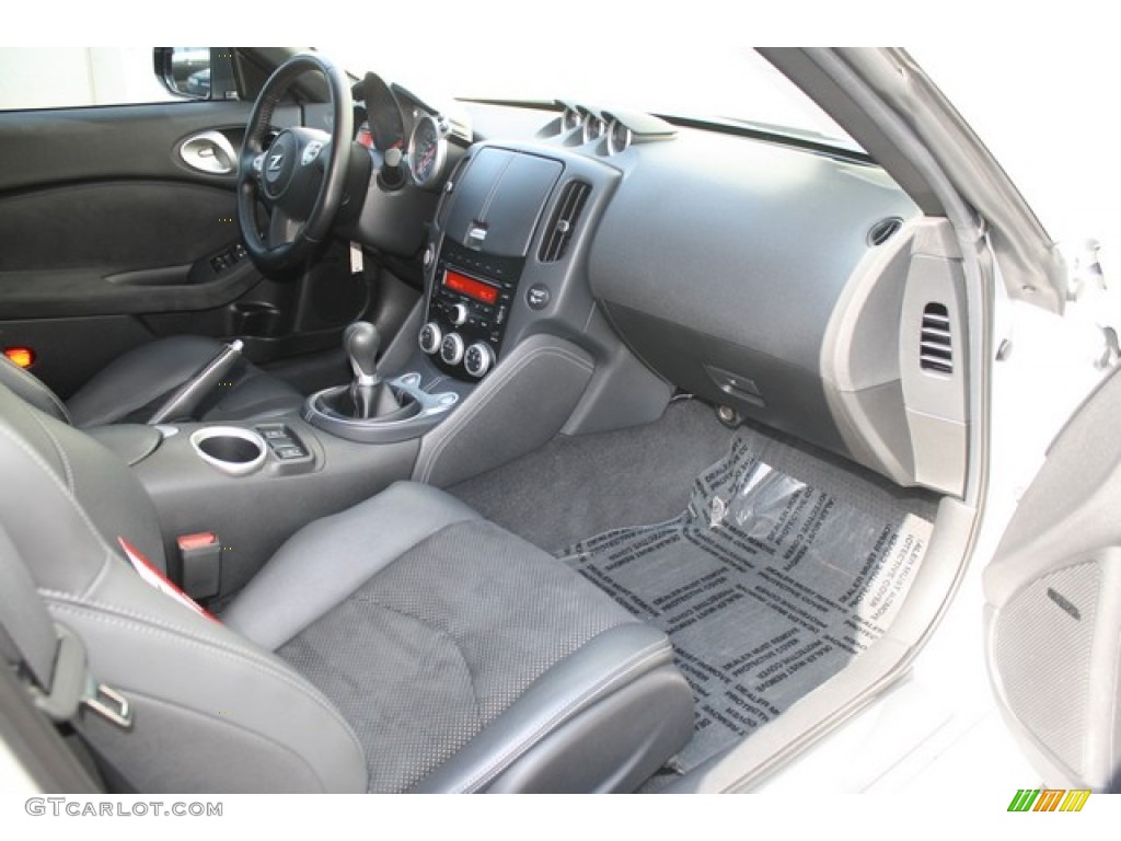 2011 Nissan 370Z Touring Coupe Black Dashboard Photo #80375389