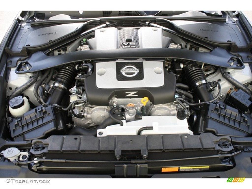 2011 Nissan 370Z Touring Coupe Engine Photos