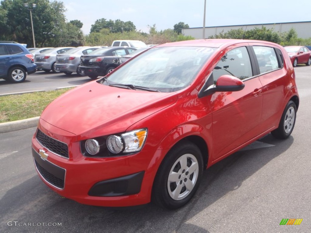 Victory Red 2013 Chevrolet Sonic LS Hatch Exterior Photo #80378671