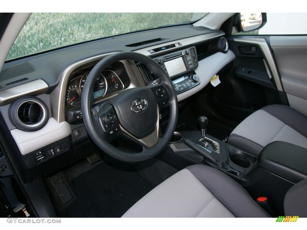 2013 RAV4 XLE AWD - Black / Ash photo #5