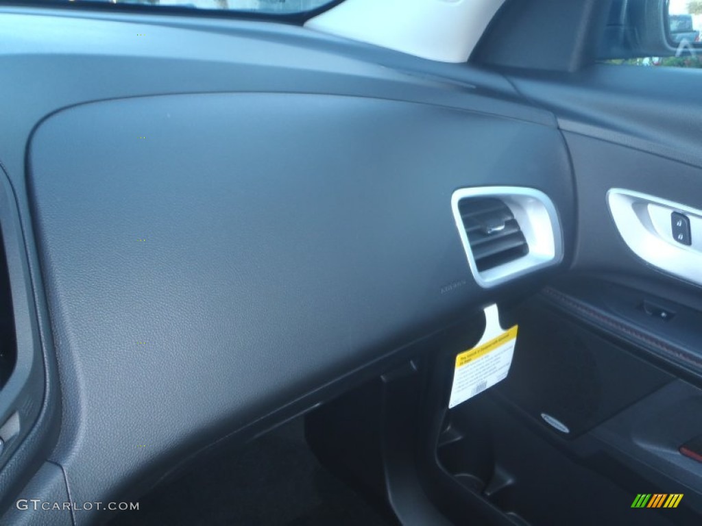 2013 Equinox LT - Crystal Red Tintcoat / Jet Black photo #16