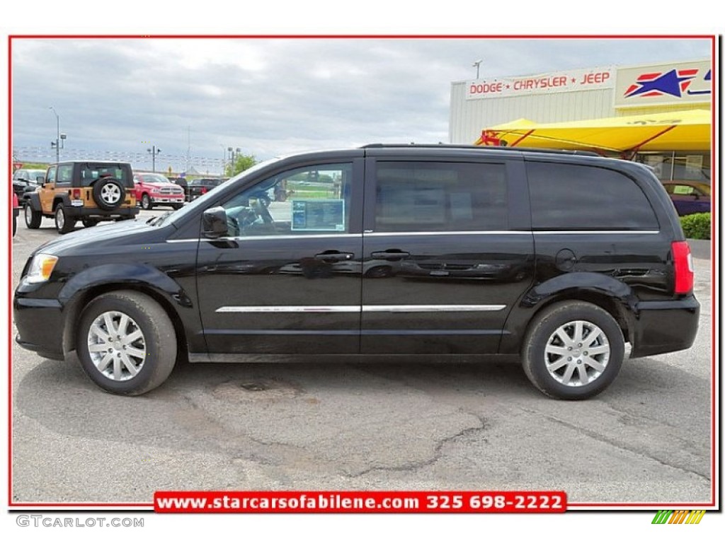 2013 Town & Country Touring - Brilliant Black Crystal Pearl / Dark Frost Beige/Medium Frost Beige photo #2