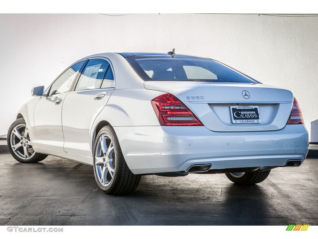 2013 S 550 Sedan - Diamond White Metallic / Black photo #2