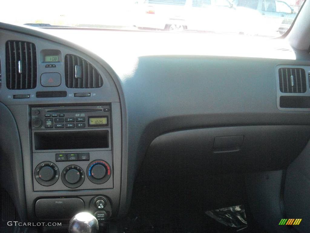 2006 Elantra GT Hatchback - Sterling Silver / Gray photo #20