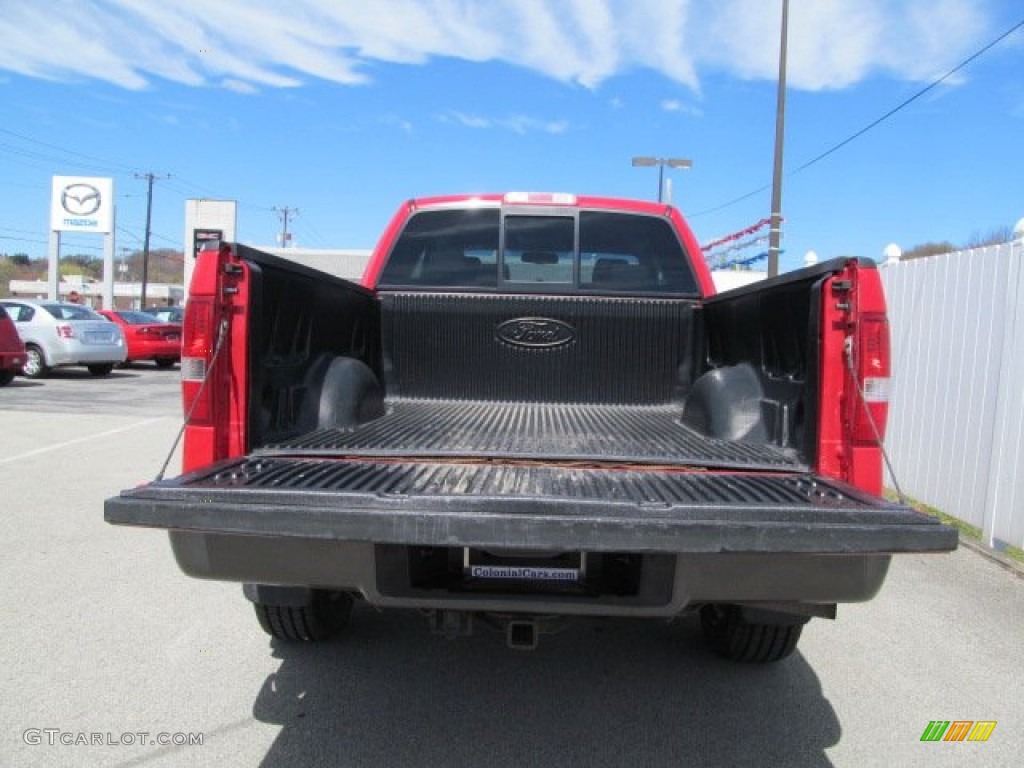 2006 F150 FX4 SuperCab 4x4 - Bright Red / Medium/Dark Flint photo #9