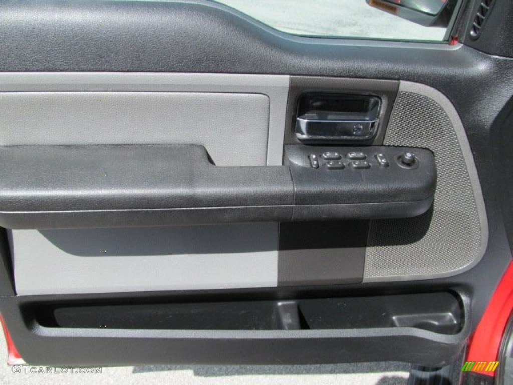2006 Ford F150 FX4 SuperCab 4x4 Door Panel Photos