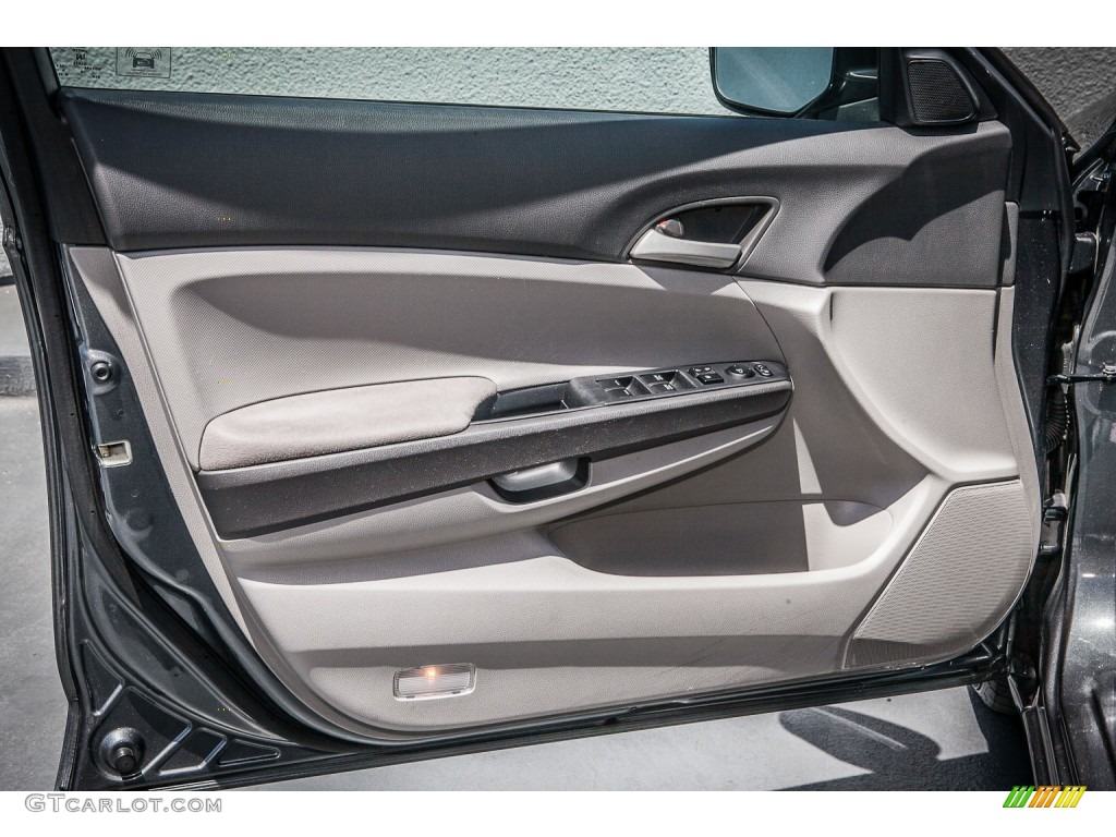 2010 Honda Accord LX-P Sedan Gray Door Panel Photo #80390331