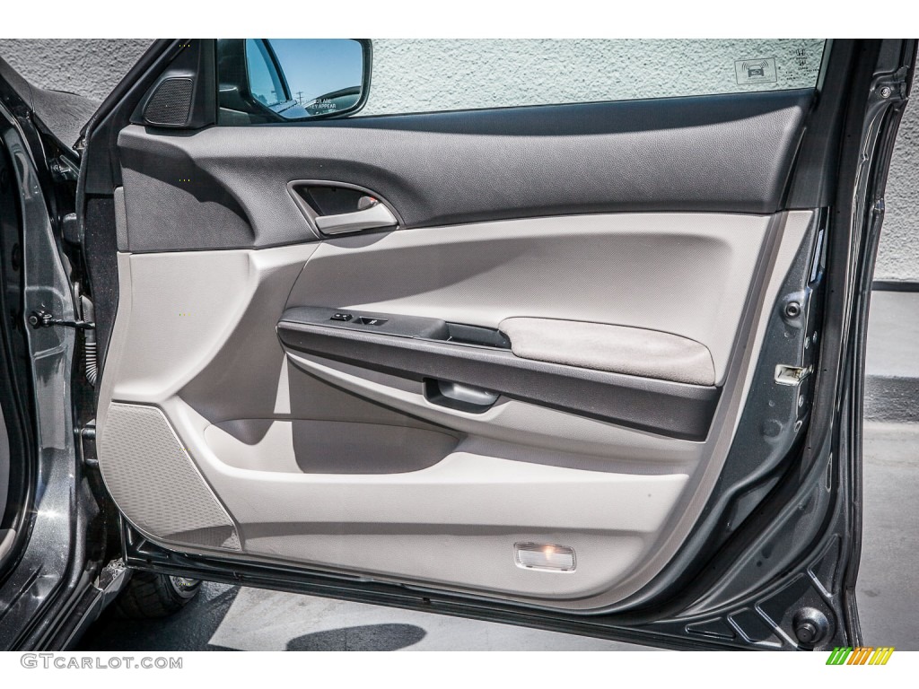 2010 Honda Accord LX-P Sedan Gray Door Panel Photo #80390424