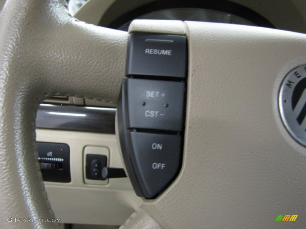 2004 Monterey Luxury - Arizona Beige Metallic / Pebble photo #17