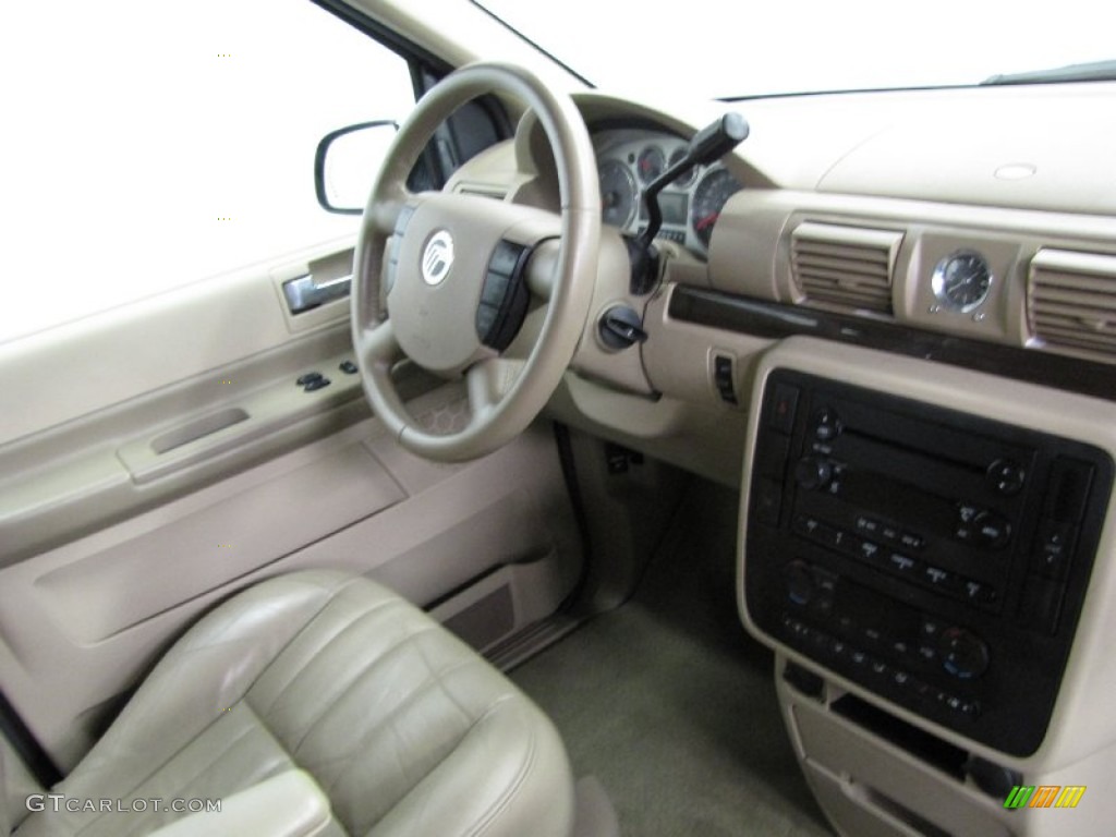 2004 Monterey Luxury - Arizona Beige Metallic / Pebble photo #21