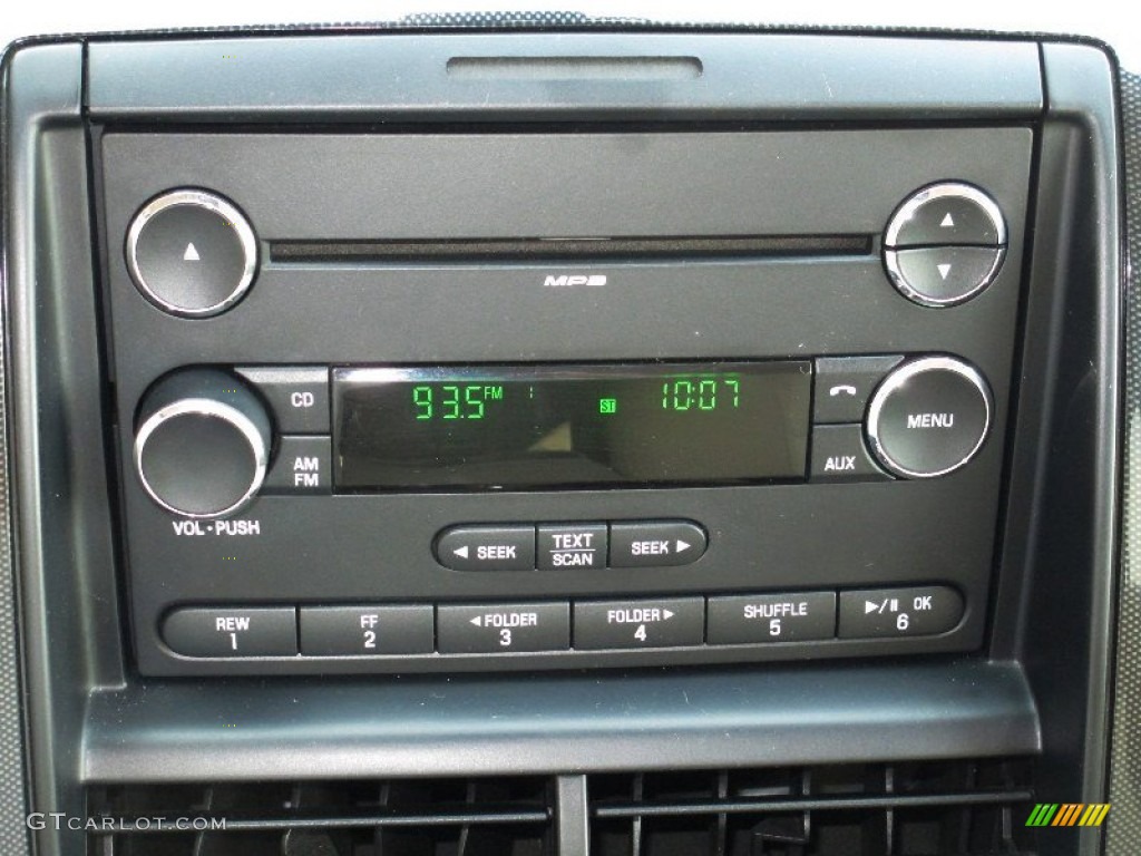 2008 Ford Explorer Sport Trac XLT 4x4 Audio System Photos