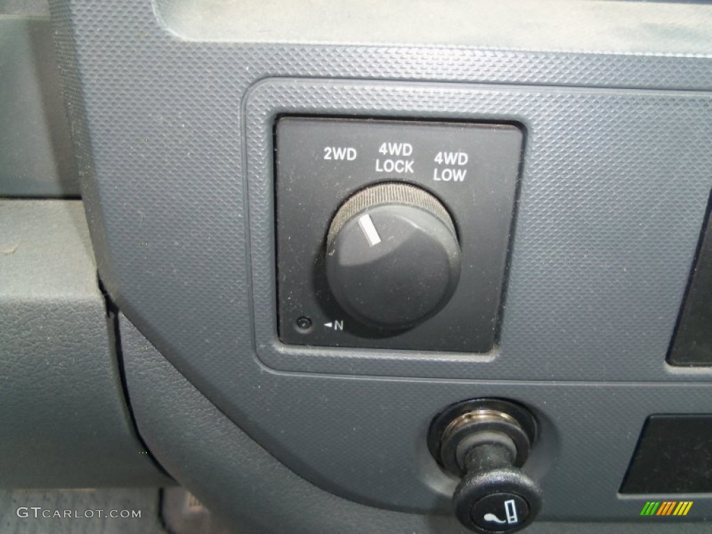 2008 Ram 2500 Sport Quad Cab 4x4 - Electric Blue Pearl / Medium Slate Gray photo #17