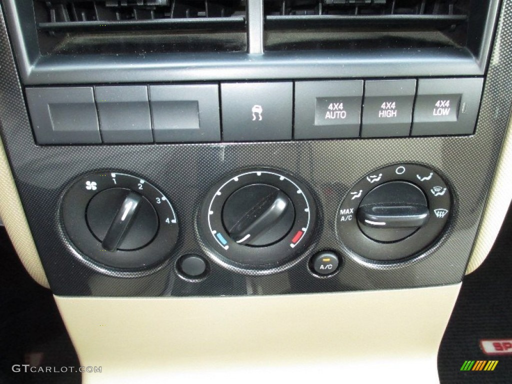2008 Ford Explorer Sport Trac XLT 4x4 Controls Photo #80397715