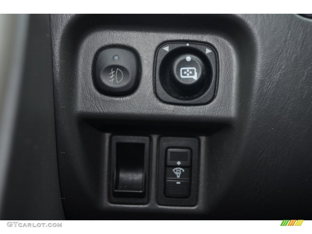 2006 Ford Escape Hybrid Controls Photo #80397721