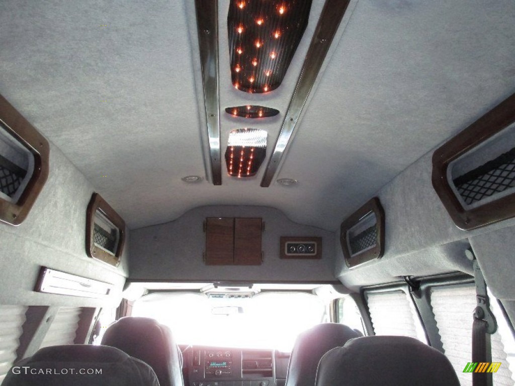 2009 Express 2500 Extended Passenger Conversion - Silver Birch Metallic / Medium Pewter photo #28