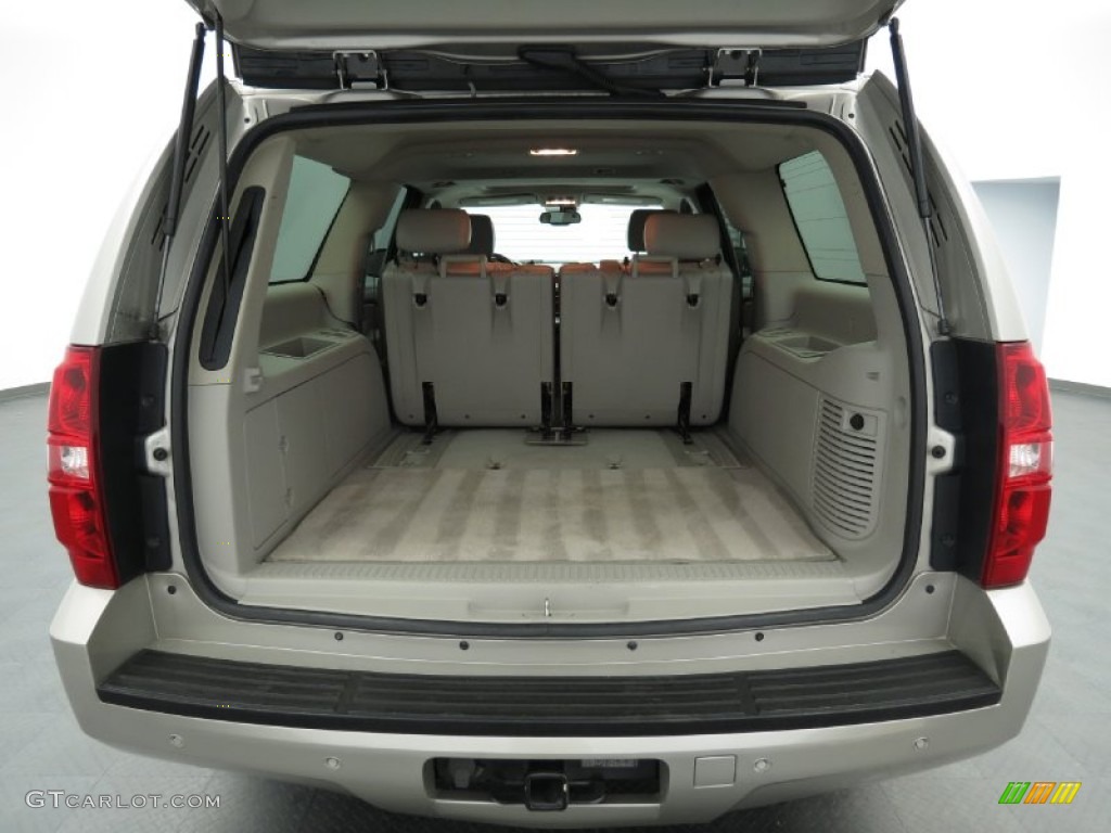 2007 Chevrolet Suburban 1500 LTZ Trunk Photo #80400169