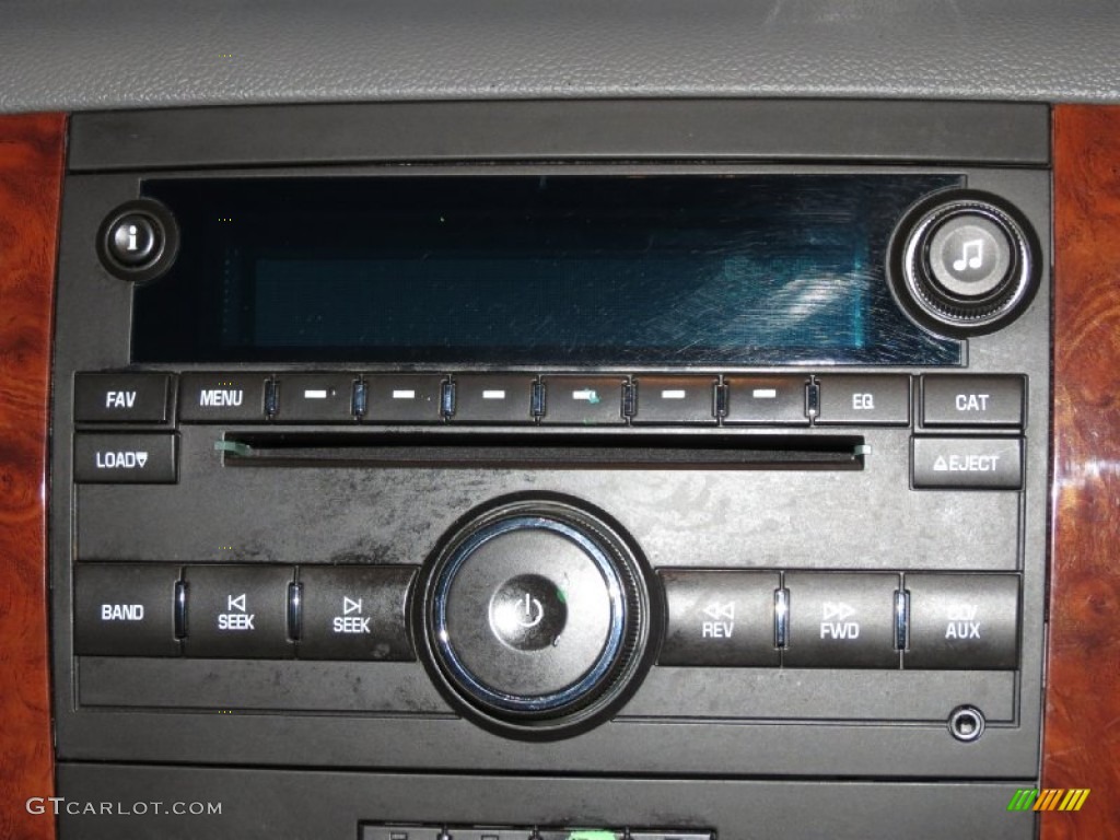 2007 Chevrolet Suburban 1500 LTZ Audio System Photo #80400337