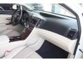 Blizzard White Pearl - Venza I4 Photo No. 45