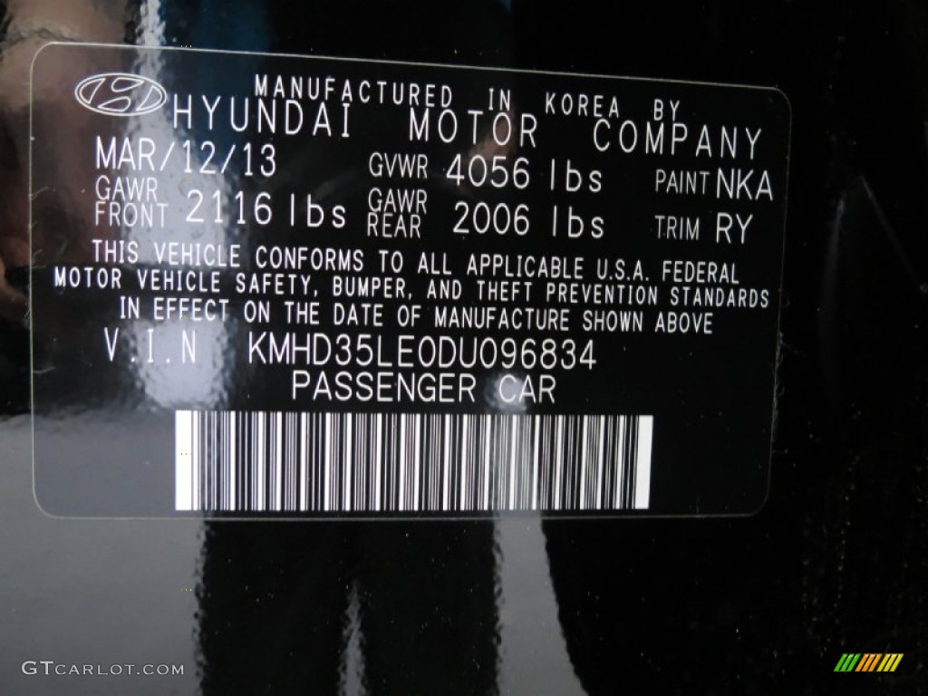 2013 Elantra GT - Black Noir Pearl / Black photo #6
