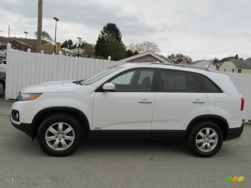 2011 Sorento LX AWD - Snow White Pearl / Black photo #2